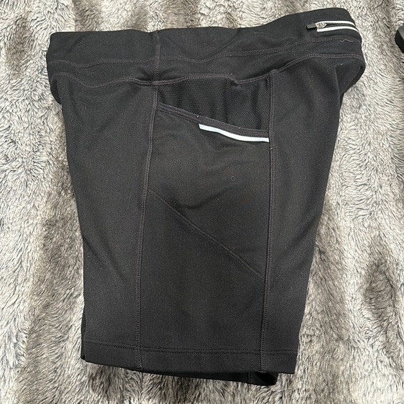 Athleta bike shorts - Picture 3 of 4